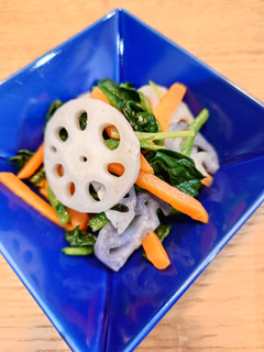 レンコンとほうれん草ニンジン☆簡単副菜-レシピのメイン写真