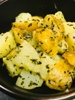 バジル＆バターでしあげるポテトサラダ-レシピのメイン写真