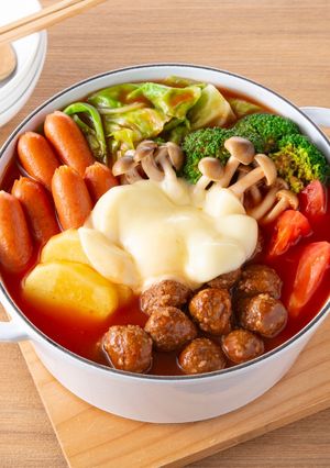 ミートボールのトマトチーズ鍋-レシピのメイン写真