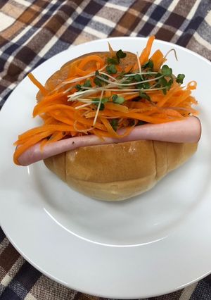 キャロットラペのロールサンド-レシピのメイン写真
