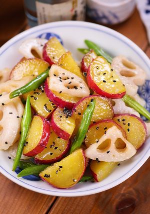 さつまいもと蓮根の塩バターレモン😋🍋-レシピのメイン写真