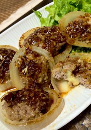 玉ねぎのチーズインハンバーグ-レシピのメイン写真