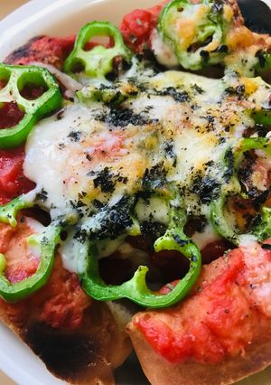 コッペパンとトマト缶のピザトースト風-レシピのメイン写真