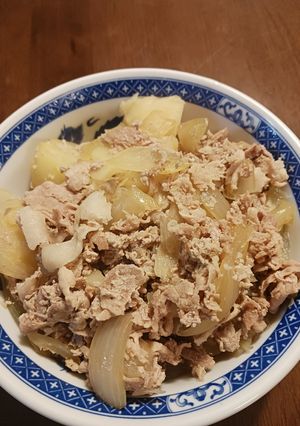 とろ火煮込みでホロホロ豚じゃが-レシピのメイン写真