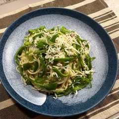 รูปของ ピーマンとシラスのペペロン風パスタ