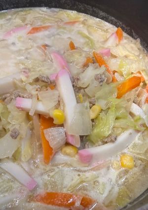 野菜たっぷり♪豚挽肉のちゃんぽん風スープ-レシピのメイン写真