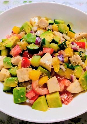 アボカドと夏野菜のチョップドサラダ丼！-レシピのメイン写真