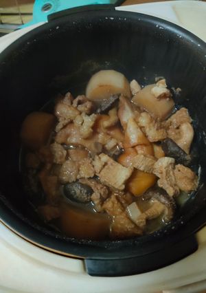 ホルモンと豚足と野菜の炊飯器煮込み-レシピのメイン写真