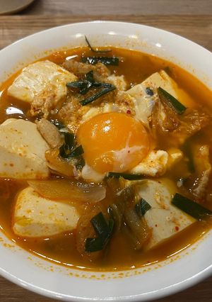 キムチで美味しい！スンドゥブチゲ-レシピのメイン写真
