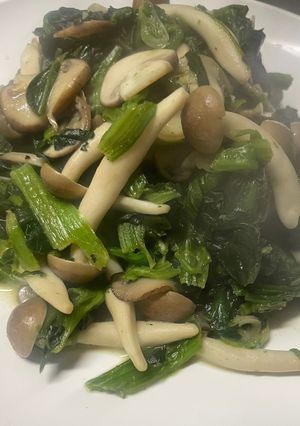 ラーメン屋が教える！ほうれん草とキノコのソテー-レシピのメイン写真