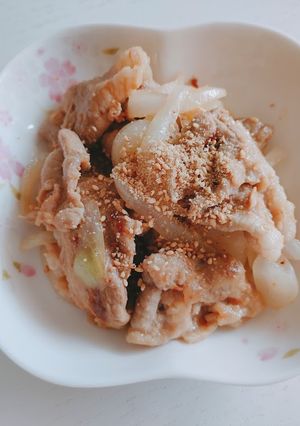 玉ねぎと豚こまの炒め物-レシピのメイン写真
