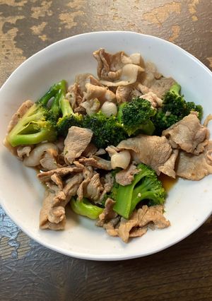 冷凍ブロッコリーと豚肉の炒め物-レシピのメイン写真