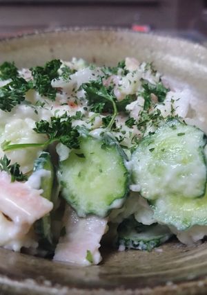 新玉ねぎ🧅カニ🦀カマポテト🥔サラダ-レシピのメイン写真