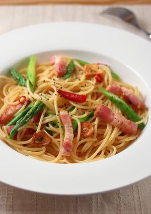 アスパラとベーコンのペペロンチーノ♪-レシピのメイン写真