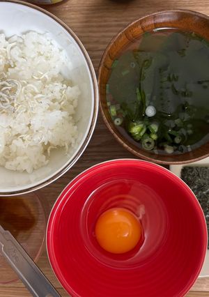 爆速TKG &わかめと青ねぎのお吸い物-レシピのメイン写真