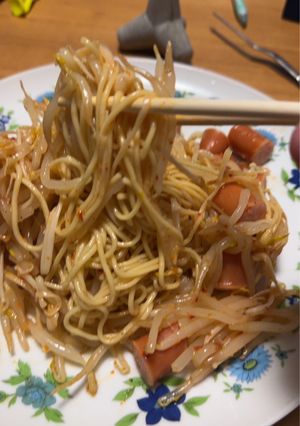 ワンパンでいける！ピリ辛もやしの麺和え-レシピのメイン写真
