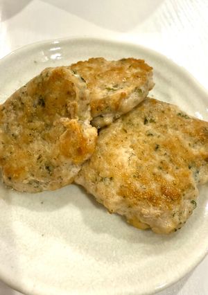 超簡単すぎる鶏ミンチのチーズハンバーグ-レシピのメイン写真
