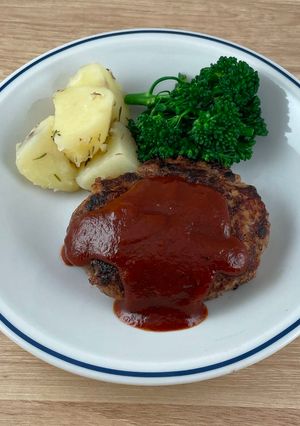 スネ肉の超粗挽き 肉感たっぷりハンバーグ-レシピのメイン写真