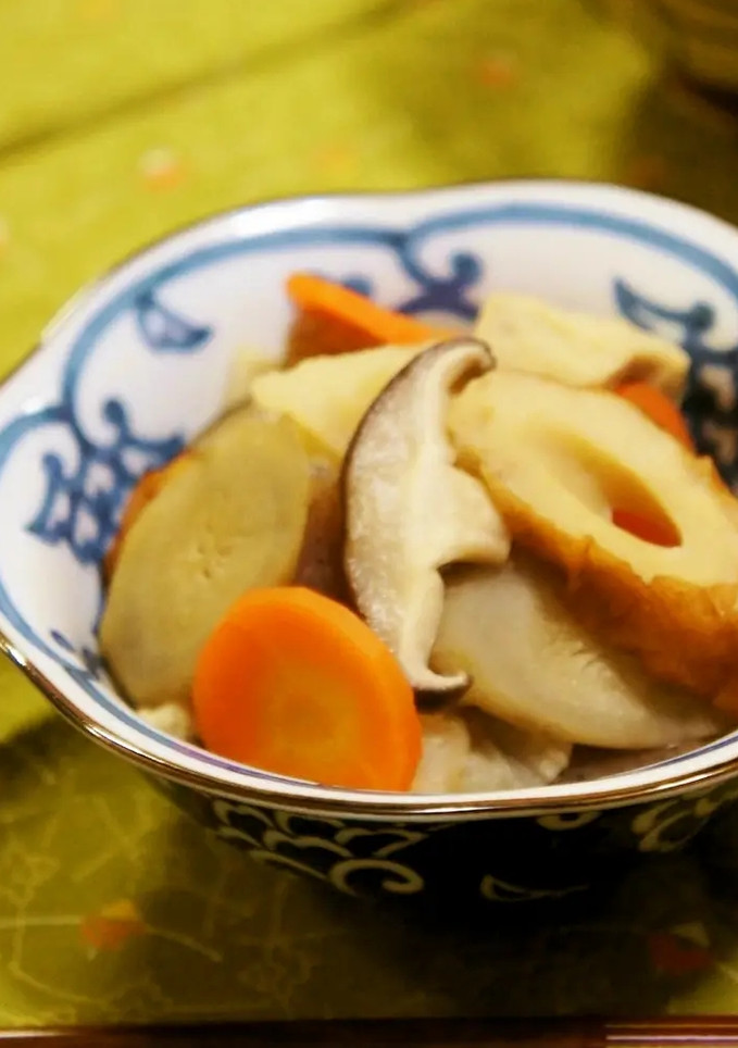 和風だしで☆高野豆腐と干し大根の煮物-レシピのメイン写真