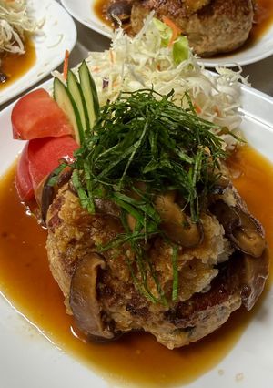きのこバター醤油のおろし大葉ハンバーグ-レシピのメイン写真