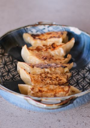 刻み豚肉で手作りおつまみ餃子-レシピのメイン写真
