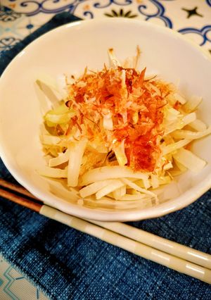 大根の皮捨てないで！炒めたら美味しいよ-レシピのメイン写真