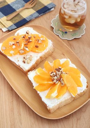 朝ごはん♪オレンジのヨーグルトトースト-レシピのメイン写真