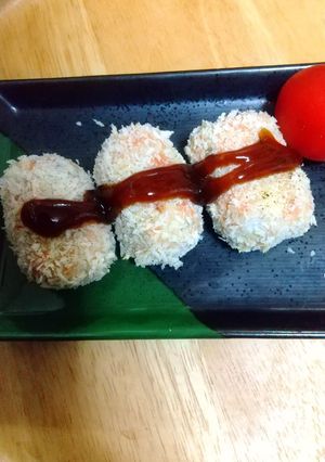 里芋と鮭フレークの揚げないコロッケ-レシピのメイン写真