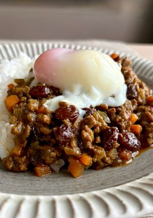 レーズン入りでジューシー♡ドライカレー-レシピのメイン写真