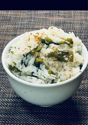気楽に！　　　　　　　給食のわかめご飯-レシピのメイン写真
