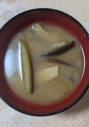 簡単★昼食「茄子とじゃがいものお味噌汁」-レシピのメイン写真