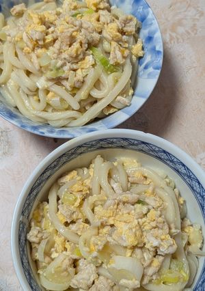 簡単★昼食！親子丼風焼きうどん-レシピのメイン写真
