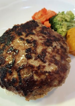 ジューシー大満足!のお手軽ハンバーグ-レシピのメイン写真