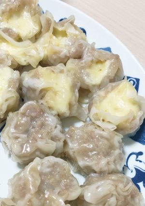 焼き焼売 と チーしゅう-レシピのメイン写真