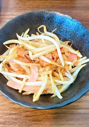 もやしとベーコンのバターしょうゆ炒め-レシピのメイン写真