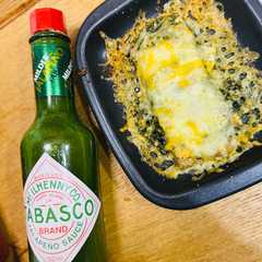 A picture of フレッシュバジルソースで厚揚げチーズ.