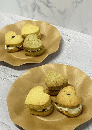 摘花モモのときめきバターサンドクッキー-レシピのメイン写真