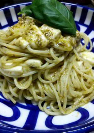 モッツアレラのジェノベーゼ-レシピのメイン写真