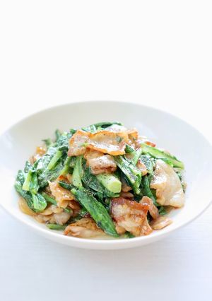 旨味たっぷり【豚と油麦菜のオイスター炒め-レシピのメイン写真