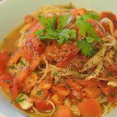 รูปของ 手軽で美味しい、温製イタリアンまぜ麺