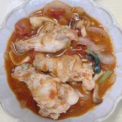 รูปของ 手羽元ときのこのトマト煮