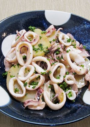 ヤリイカとじゃがいもの蒸し焼き-レシピのメイン写真
