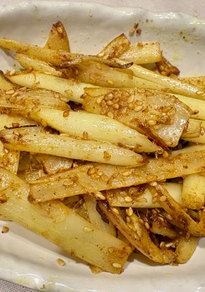 ウド皮のカレー風味の塩きんぴら-レシピのメイン写真