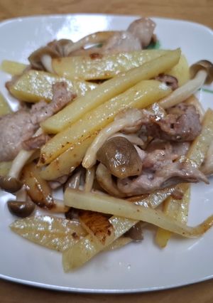 じゃがいもと豚肉の炒め物-レシピのメイン写真