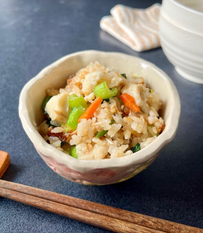 出汁入り味噌で、小松菜の味噌炊き込みご飯 by アイミ｜ラクうま幸せ