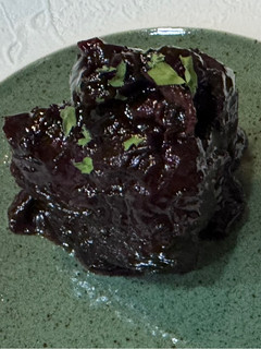 レーズンと豚肉の煮込み(アグロドルチェ)-レシピのメイン写真