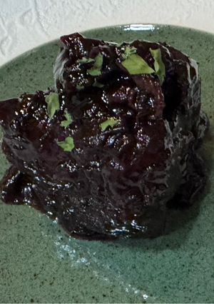 レーズンと豚肉の煮込み（アグロドルチェ）-レシピのメイン写真