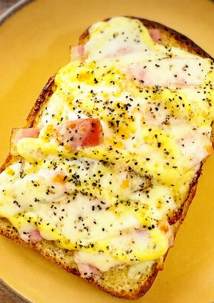朝食ランチ♡ベーコンエッグチーズトースト-レシピのメイン写真