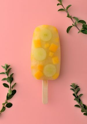 とろけるゼリーでアイスバー～マスカット～-レシピのメイン写真