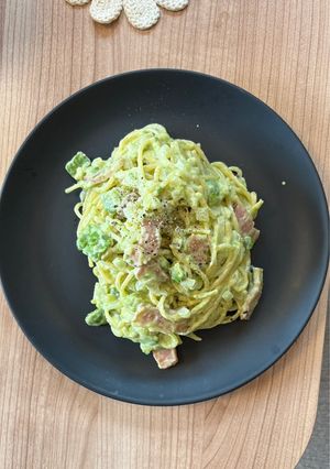 【ワンパン】アボカドとベーコンの濃厚パスタ-レシピのメイン写真